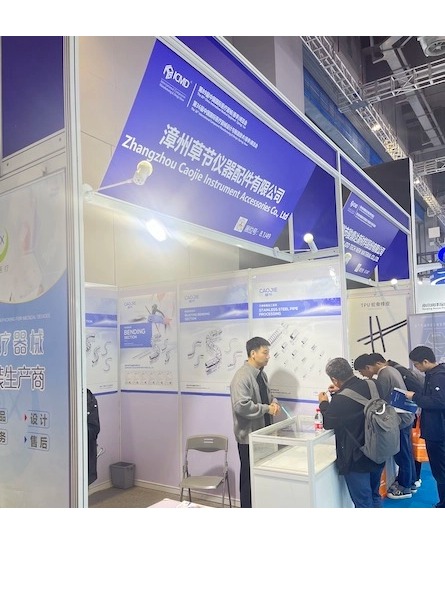 Endoscopic snake bone